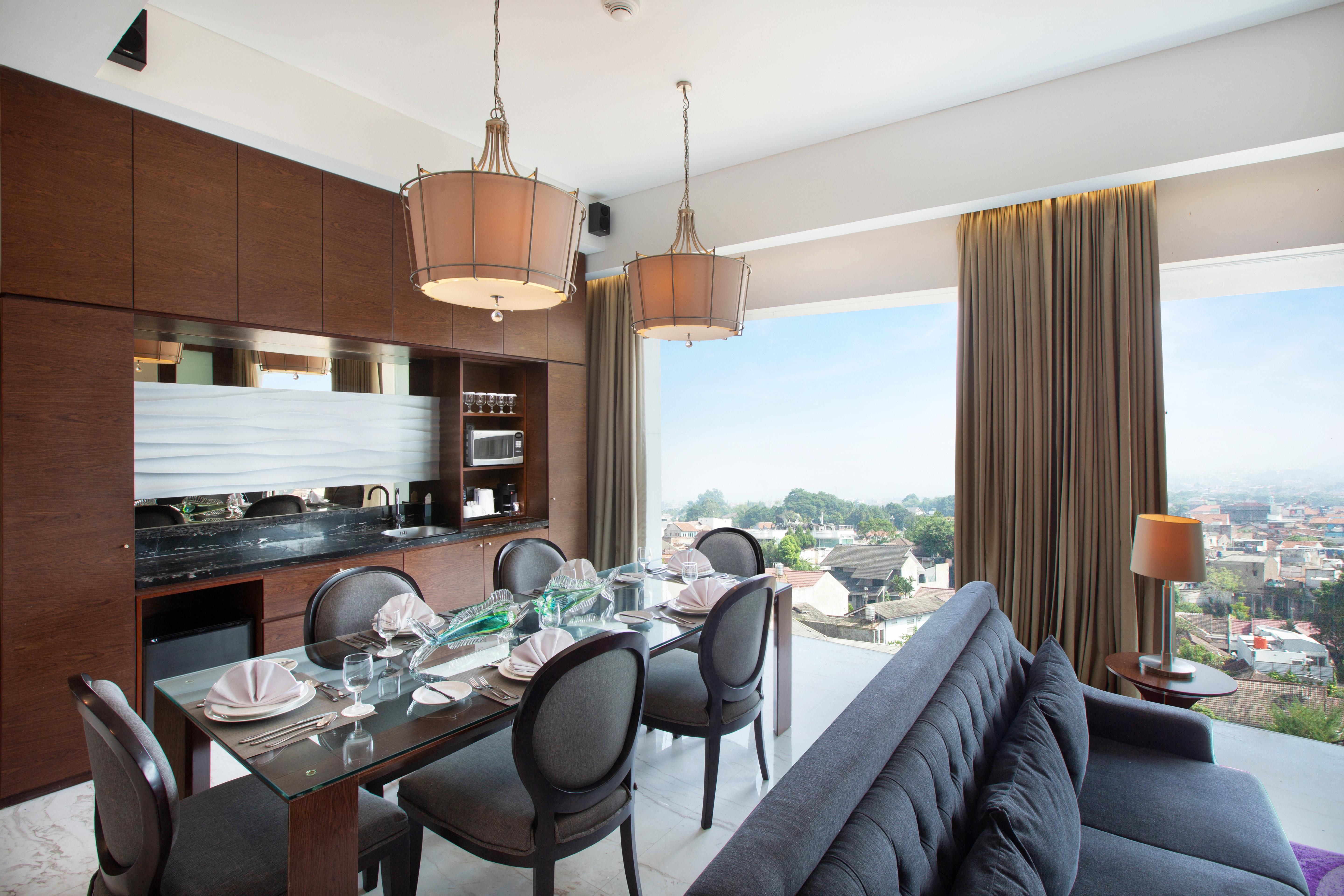 Holiday Inn Bandung Pasteur By Ihg Екстер'єр фото