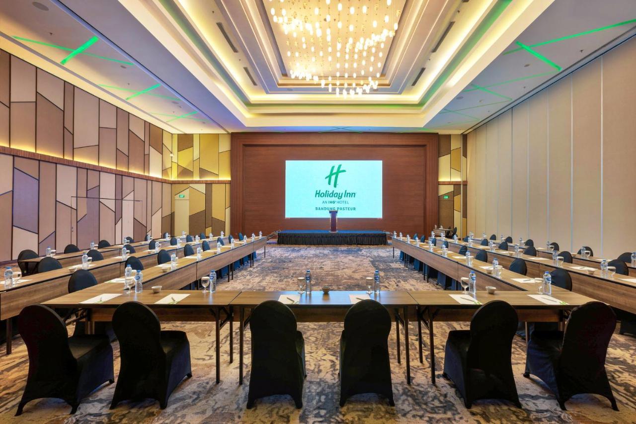 Holiday Inn Bandung Pasteur By Ihg Екстер'єр фото